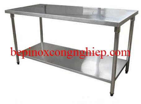 Bàn  chia  thức ăn chín có giá